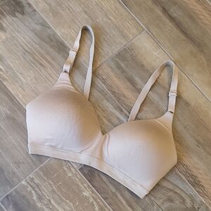 Warner's Lightly Padded Wireless Beige Bra, Adjustable Double Hook Closure, 32C